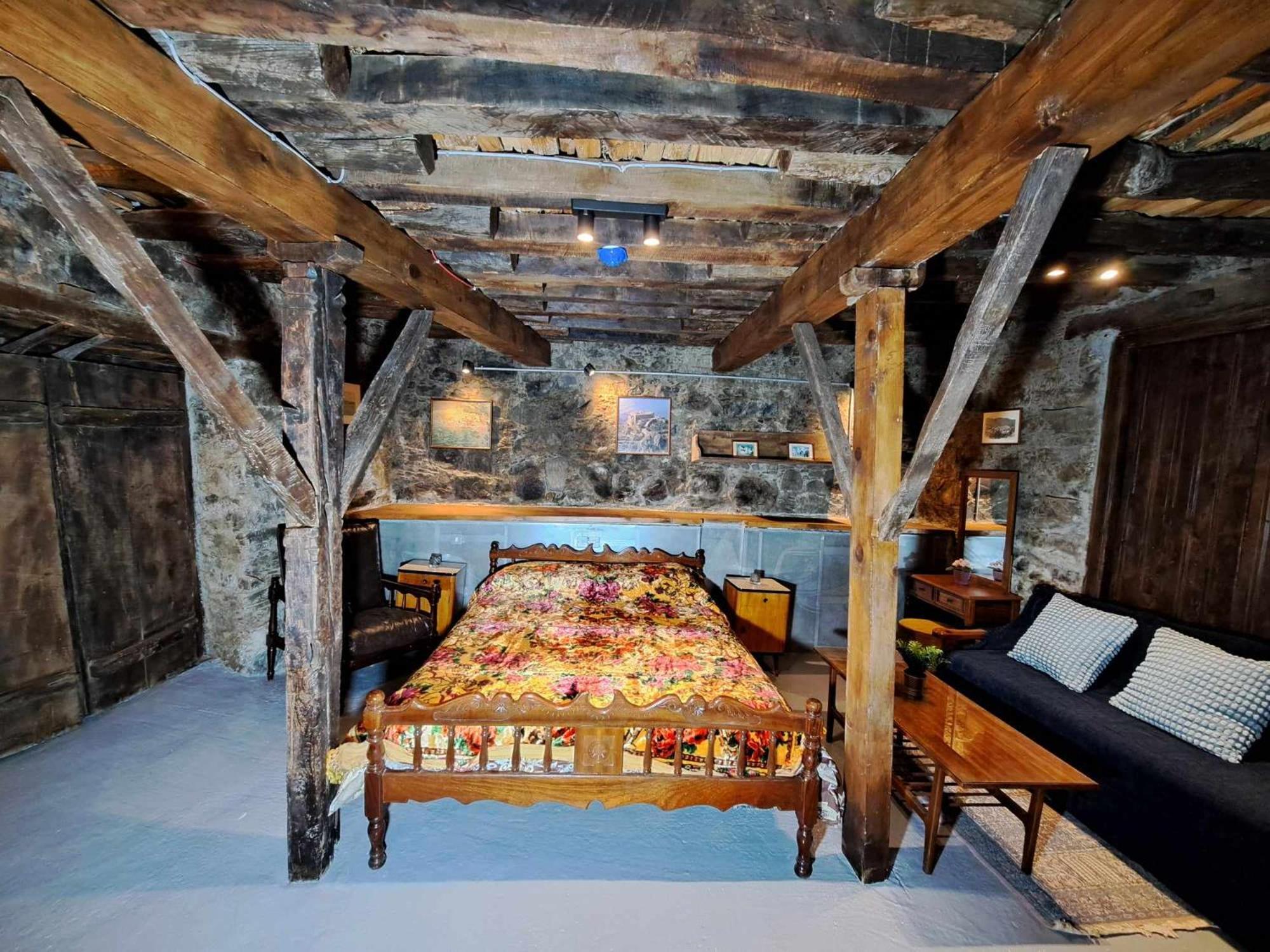 Літній будинок Pitharia *